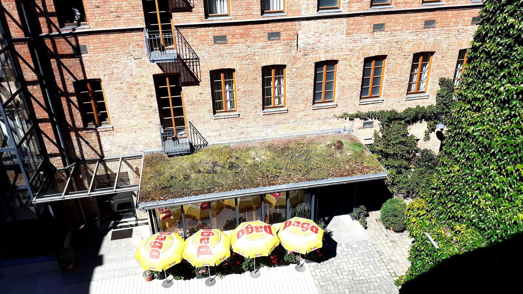 Hotel Fabrik Wien Exterior photo